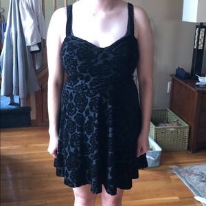 Black Abercrombie & Fitch Dress